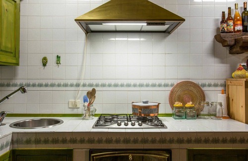 Dazio House | Stunning private villa for 4 guests with hot tub, WIFI, terrace and pets allowed