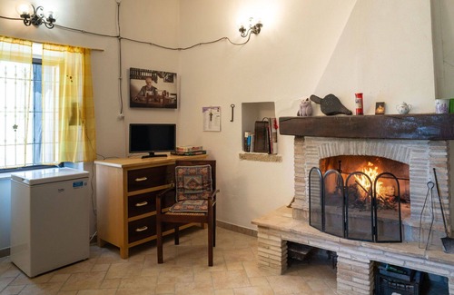 Marina di San Vito Villa | Stunning private villa for 5 guests with WIFI, terrace and pets allowed