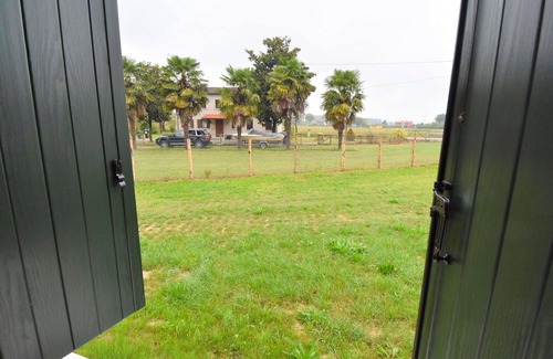 Malcontenta Villa | Stunning private villa for 6 people with A/C, WIFI, pool, TV and balcony