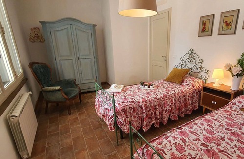 Buti Villa | Stunning private villa with WIFI, private pool, TV, terrace, pets allowed, panoramic view, parking