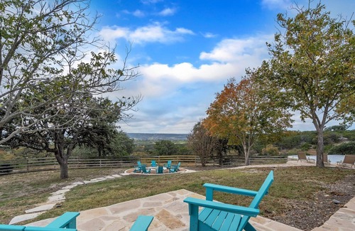 Kerrville House | Stunning Ranch House With Pool&firepit