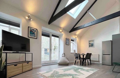 Chysauster House | Stunning Reverse Level Townhouse in Penzance
