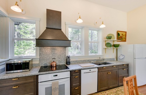 Seal Cove House | Stunning Seal Cove Home Near Acadia National Park!