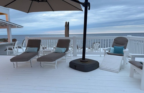 Buxton House | Stunning Sound Views ~ Gorgeous Home ~ Perfect Outdoor Space