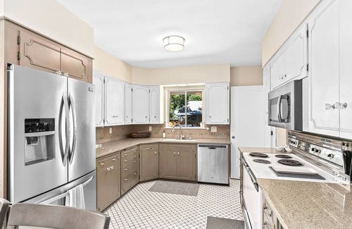 North End Villa | Stunning & Spacious | 938 Downtown Villa