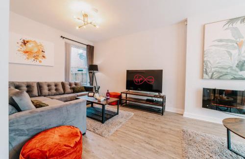 Edgbaston House | Stunning spacious, Family, Contractor Fast WiFi, Sky TV, close to City Centre