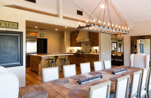 Santa Ynez House | Stunning Spanish Oasis Retreat