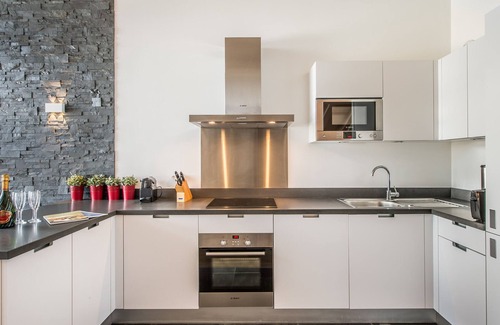 Courchevel Apartment | Stunning T5 Penthouse with Balconies in Courchevel, Includes Parking and WIFI