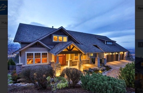 Happy Valley House | Stunning, uninterrupted and panoramic view of downtown Portland Metro area.