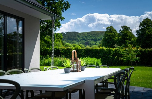 Malvern House | Stunning, unique and spacious property in Malvern Hills AONB. 8 guests