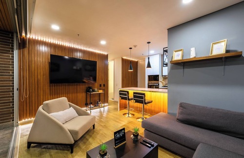 El Tesoro Condo | Stunning views from 25th-floor condo! El Poblado!