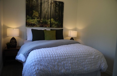 St-Augustin-de-Woburn Ski Chalet | Stunning views of Mount Gosford!