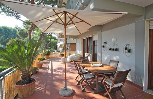 Ronchi Villa | Stunning villa for 6 guests with WIFI, TV, terrace and panoramic view, close to Forte Dei Marmi