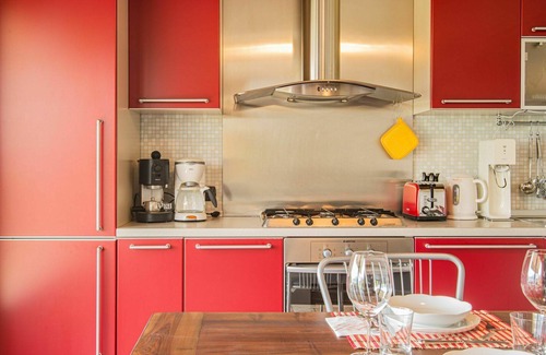Domaso House | Stunning villa for 4 people with A/C, WIFI, hot tub, TV, terrace and pets allowed