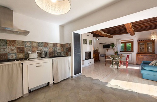 Montieri House | Stunning villa for 5 people with private pool, WIFI, A/C, TV, patio and pets allowed