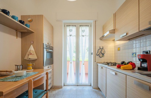 Viareggio House | Stunning villa for 5 people with WIFI, TV and patio
