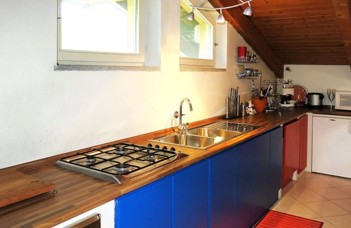 Asti House | Stunning villa for 8 people with private pool, WIFI, TV and patio
