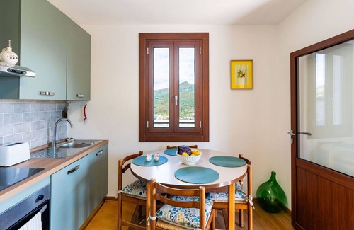 Garlenda House | Stunning villa for 4 people with A/C, terrace and pets allowed