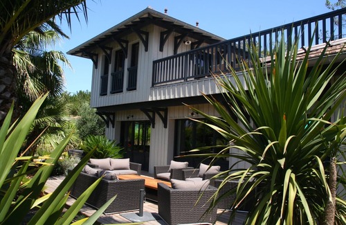 Cap-Ferret House | Stunning villa with heated pool and aircon in Cap Ferret, near the dunes!