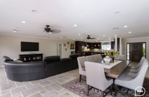 Woodland Hills House | STUNNING VILLA Retreat in an upscale safe neighborhood.