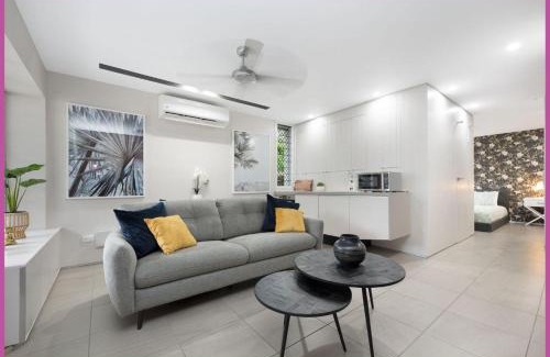 Hermit Park Apartment | Sturges Street 22 - Unit 2