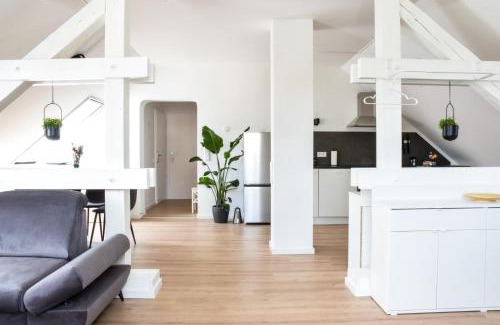 Percha Apartment | stycoz - Modernes Loft - 60 m2 - Küche - Parken