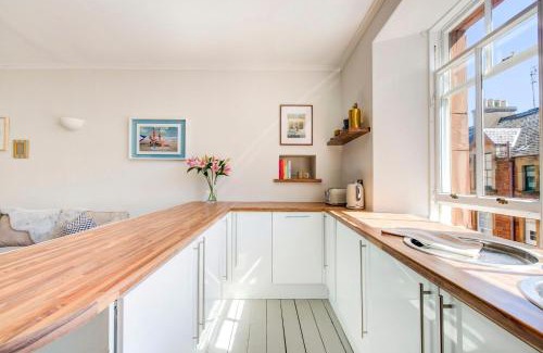 North Berwick House | Stylish 1BD Seaside Flat North Berwick