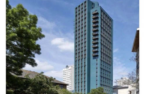 Wandsworth Apartment | Stylish 2 bed London apartment - panoramic views of London
