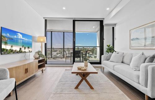 North Fremantle Apartment | Stylish 2-Bed Unit with Views & Rooftop Access