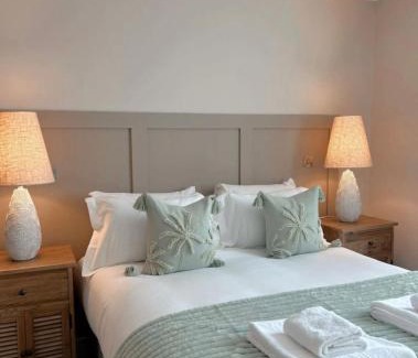 York Apartment | Stylish 2-Bedroom Apartment Near York Minster, Rydale House - Sleeps 4