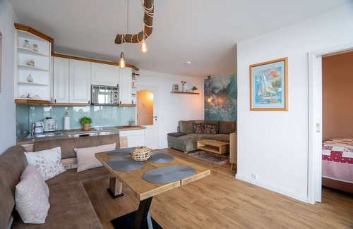 Pelzerhaken Apartment | Stylish 2-room apartment with sea view, balcony, sauna and pool