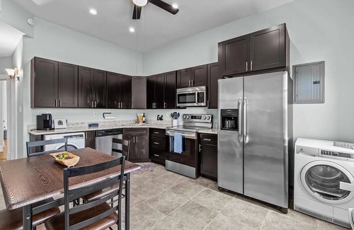 Downtown St. Louis Condo | Stylish and comfortable 2-bedroom condo in St. Louis