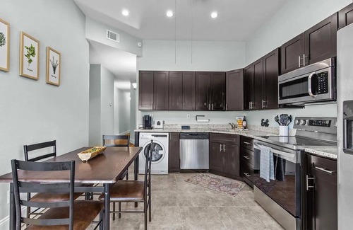 Downtown St. Louis Condo | Stylish and comfortable 2-bedroom condo in St. Louis