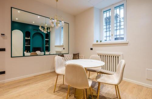 Borgonuovo Apartment | Stylish and fancy flat close to Montenapoleone Brera by Easylife