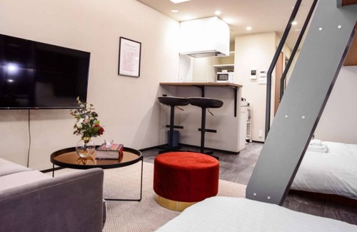 Higashiazabu Apartment | Stylish and homey space! // Alt Stay Azabudai 302