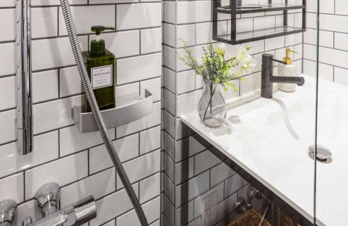 Higashiazabu Apartment | Stylish and homey space! // Alt Stay Azabudai 303