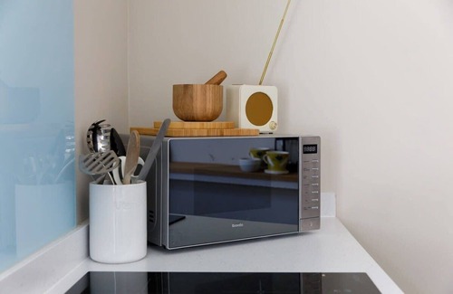 West Wittering Apartment | Stylish Apartment in Gastro Pub, West Wittering