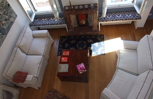 San Polo Apartment | Stylish apartment 5 min walk from Rialto 360 degree panoramic view