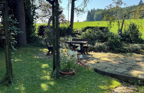 Unterallgau Apartment | Stylish apartment with garden - newly renovated, quiet, ideal for families