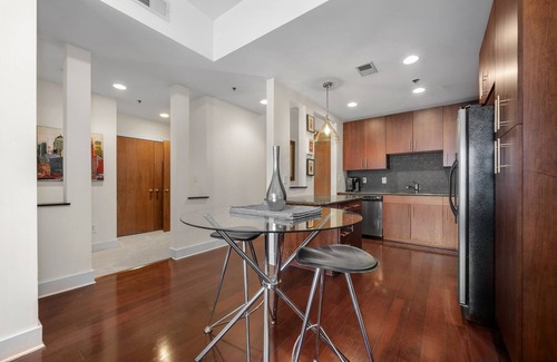 Lindbergh Apartment | STYLISH❤️APT. IN BUCKHEAD+FAST WIFI+FREE PARKING