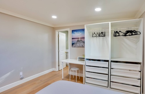 Anaheim Resort House | Stylish Back Unit in Orange