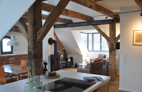 Old Town Apartment | Stylish, bright, spacious apartment in the heart of the old town - loggia, fireplace