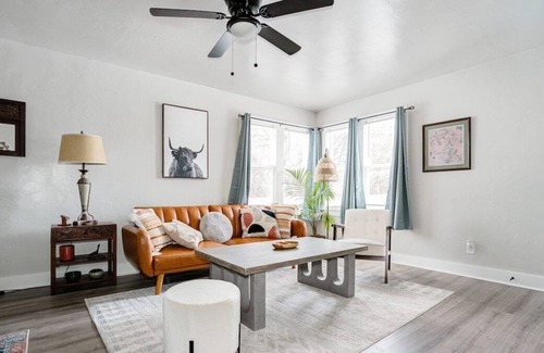 Central Oklahoma City Apartment | Stylish Designed House vs 2 bed room