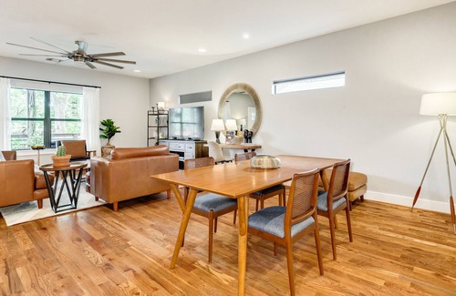 Greater East End House | Stylish dog-friendly home minutes from downtown with central AC & washer/dryer