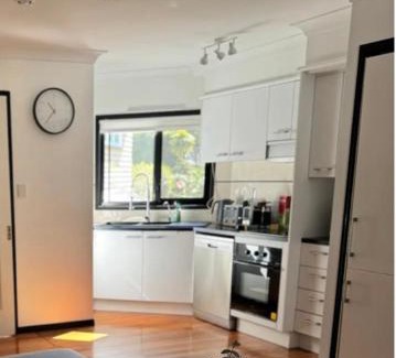 Wilston House | Stylish & Elegant 2BR Townhouse in Wilston, Brisbane