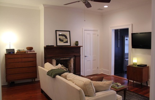 Historic District - North Apartment | Stylish Historic Savannah HGTV Designer Home, Walk Everywhere, Free Trolley!