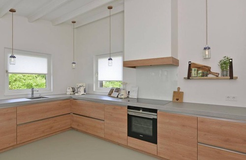 Kamperland House | Stylish Home by the Water