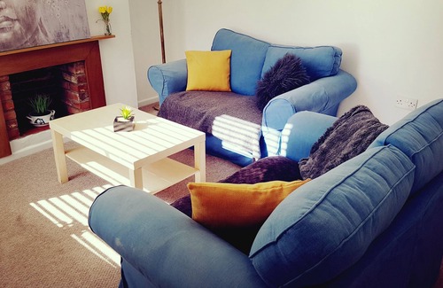Norwich House | Stylish & homely space with considered work area