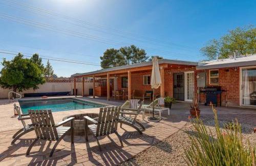 Tucson House | Stylish Mid-Century Oasis with Pool