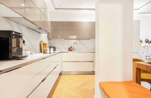 Kilburn Apartment | Stylish Modern 3 Bed Apartment in London NW6*7